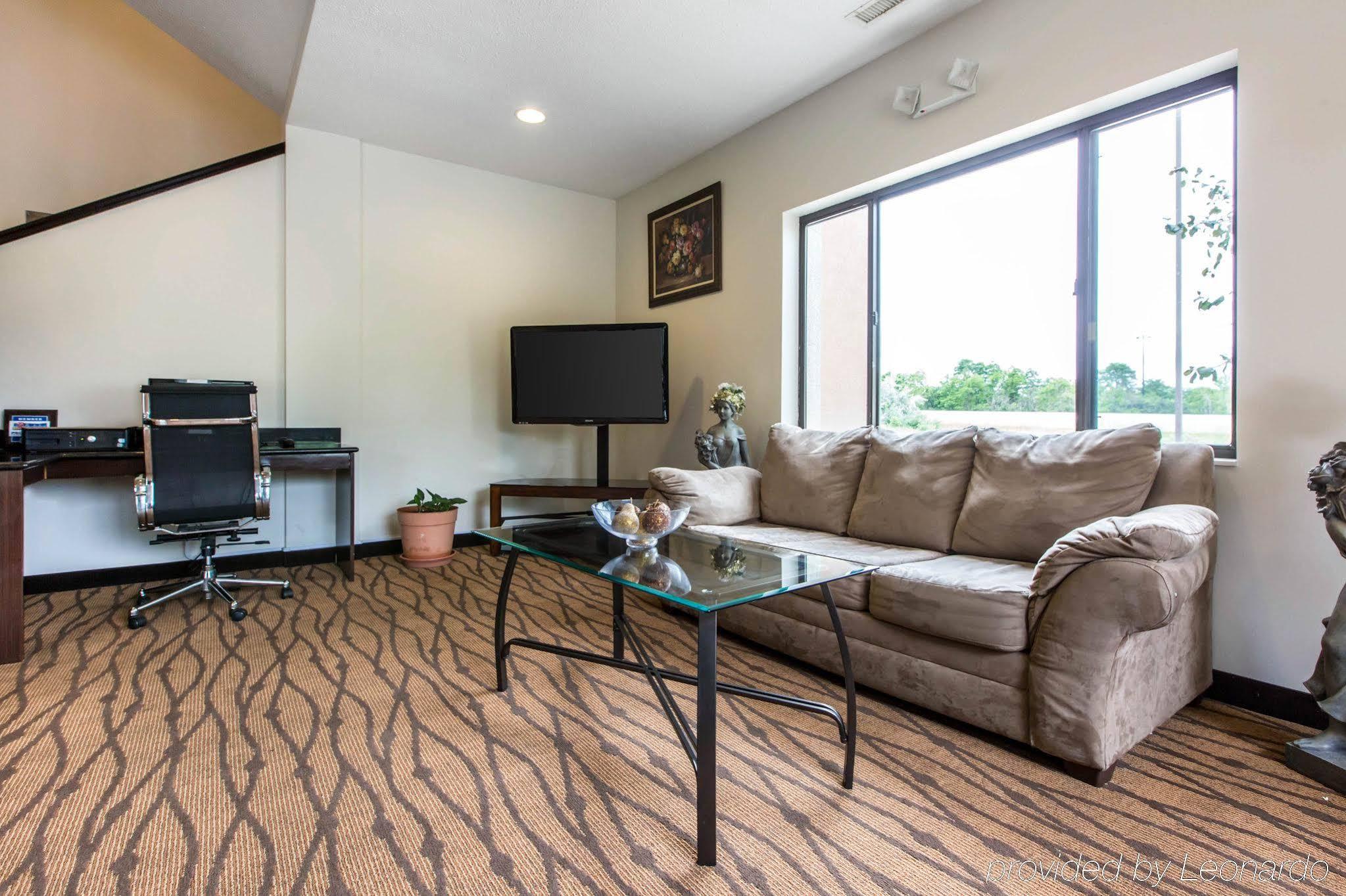 Econo Lodge Inn & Suites Peoria Illinois Ngoại thất bức ảnh