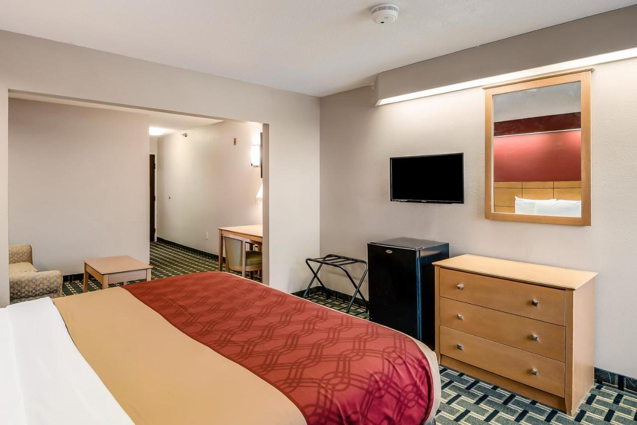 Econo Lodge Inn & Suites Peoria Illinois Ngoại thất bức ảnh