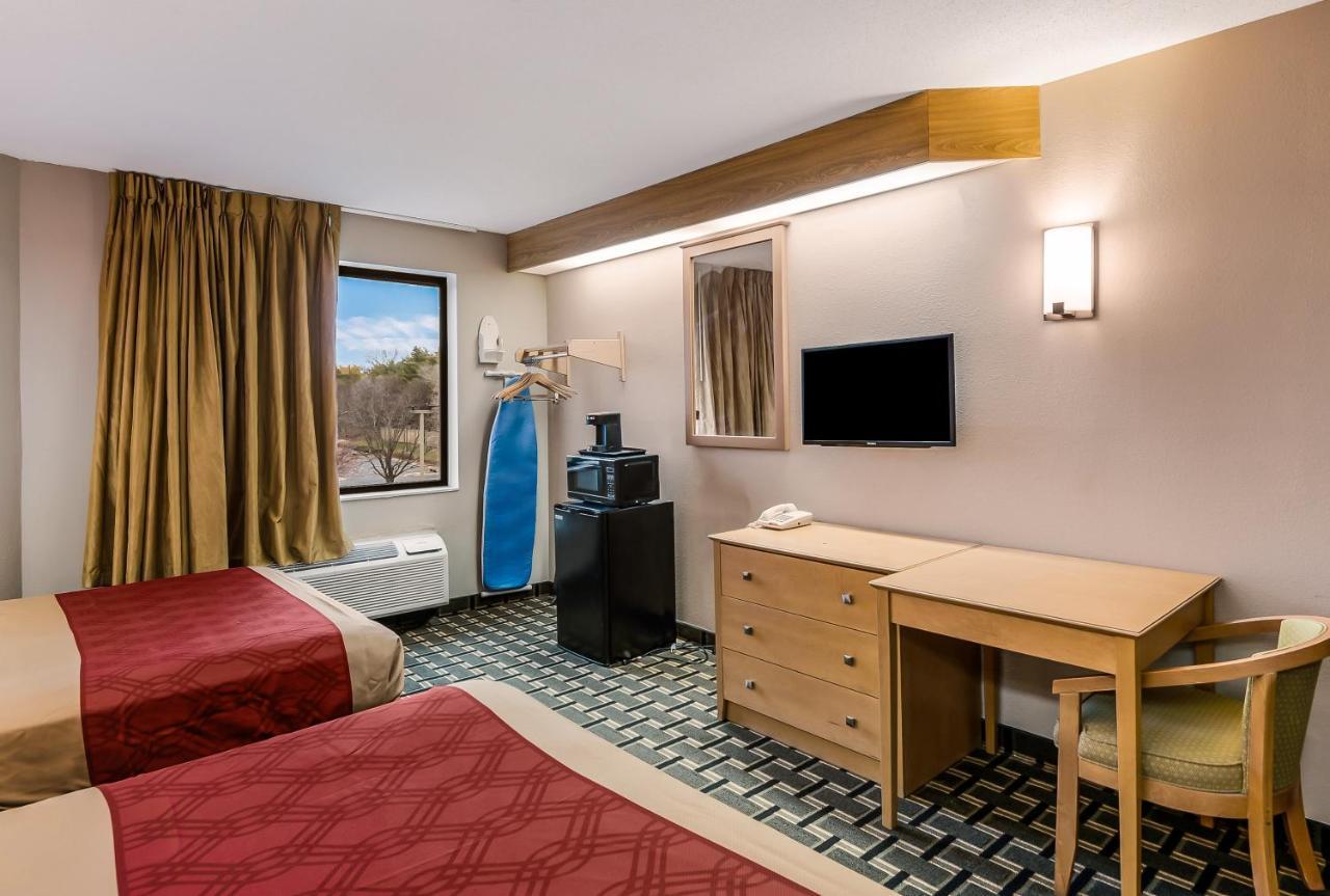 Econo Lodge Inn & Suites Peoria Illinois Ngoại thất bức ảnh