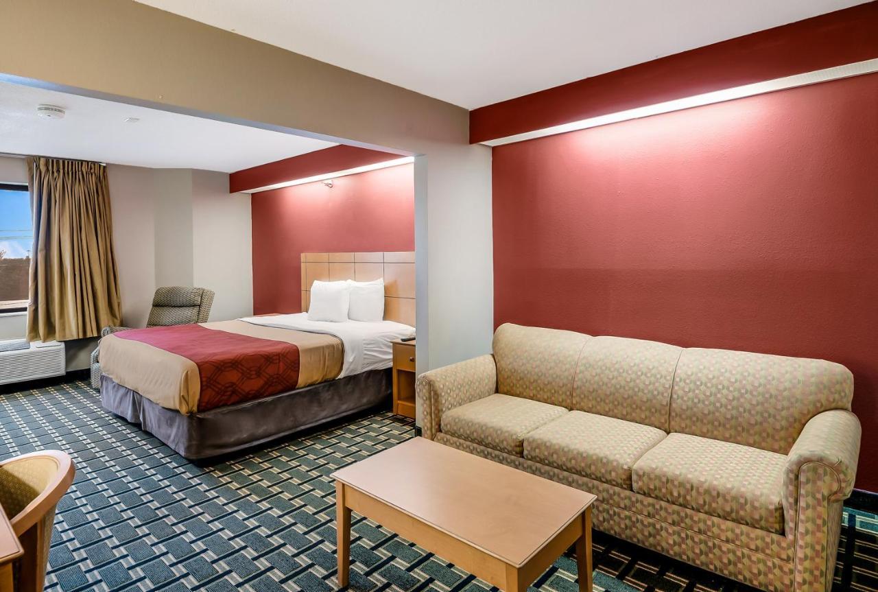 Econo Lodge Inn & Suites Peoria Illinois Ngoại thất bức ảnh