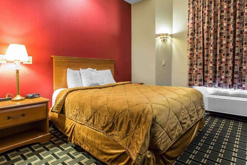 Econo Lodge Inn & Suites Peoria Illinois Phòng bức ảnh
