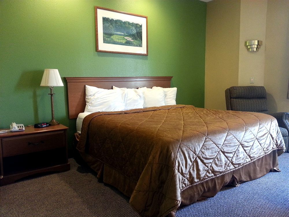 Econo Lodge Inn & Suites Peoria Illinois Ngoại thất bức ảnh